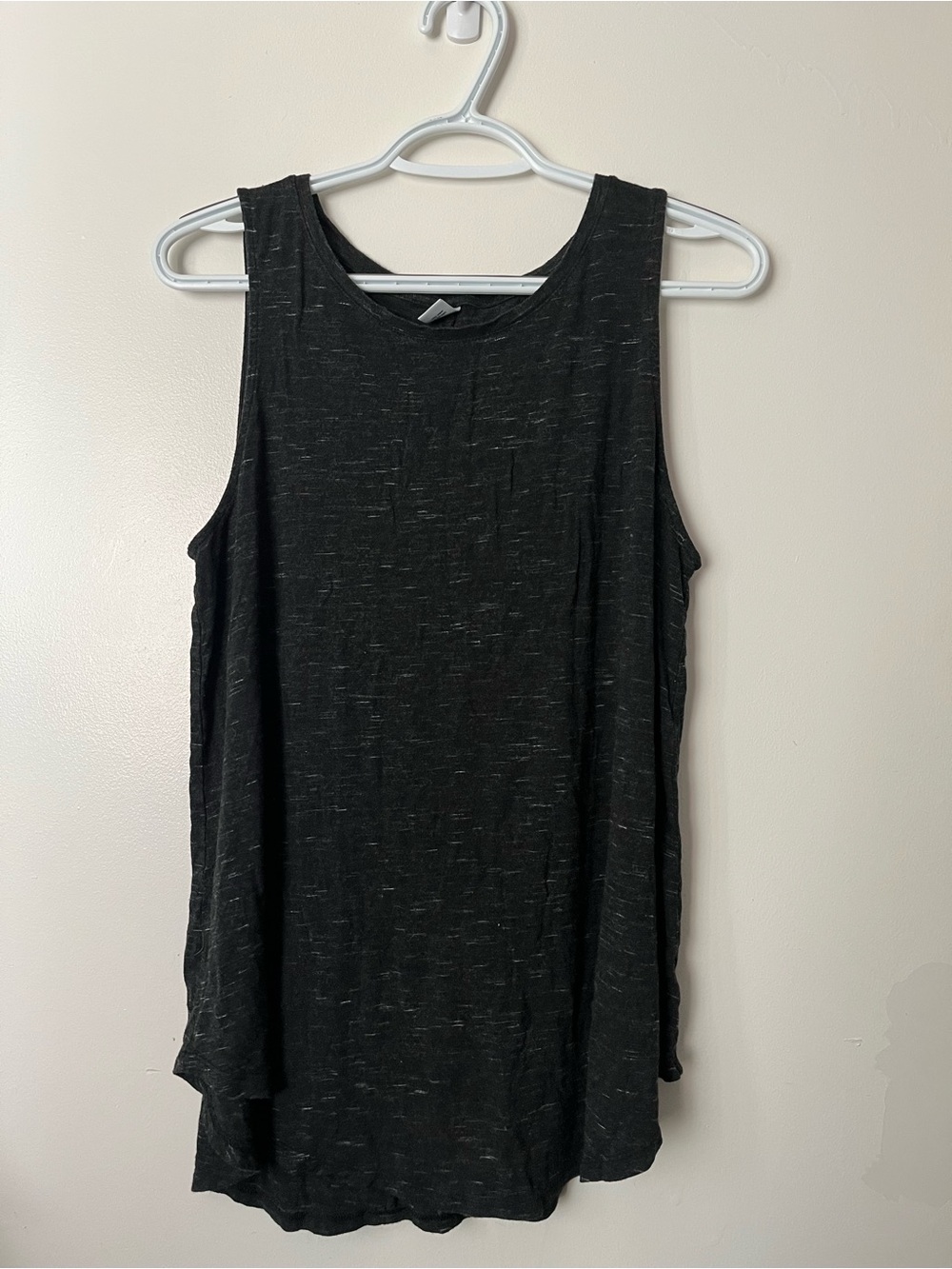Old Navy Black Sleeveless Swing Tank